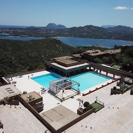 Simplistic In With Garden Apartman Olbia