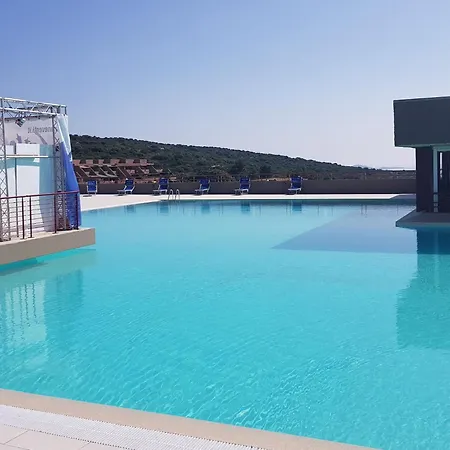 Apartmán Simplistic In With Garden Olbia