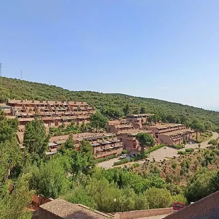 Simplistic In With Garden Apartment Olbia